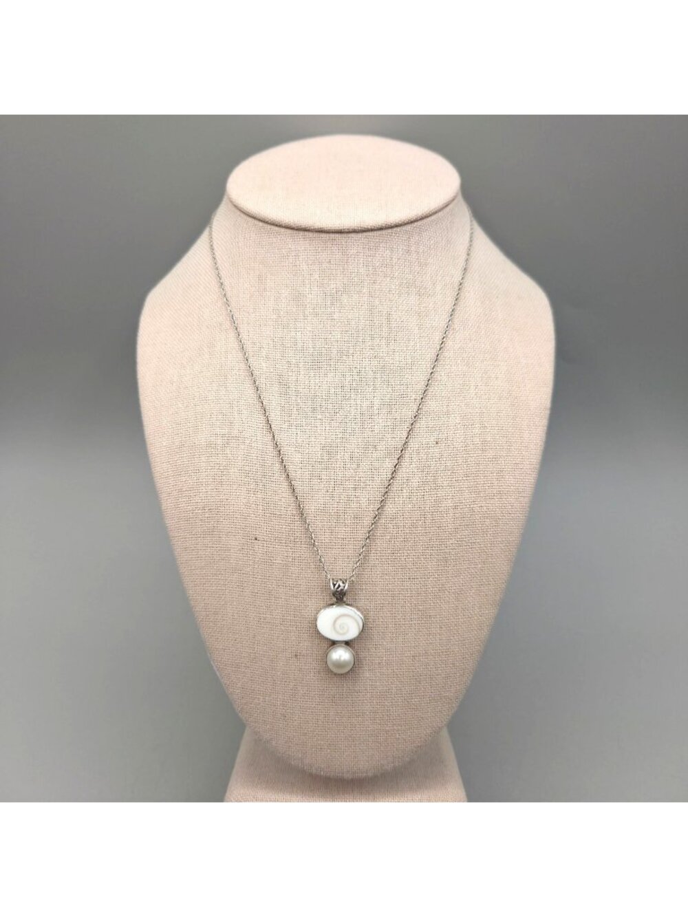 Sterling Silver Shiva Eye Operculum Shell & Pearl Necklace 18 Inch Boho 5 grams